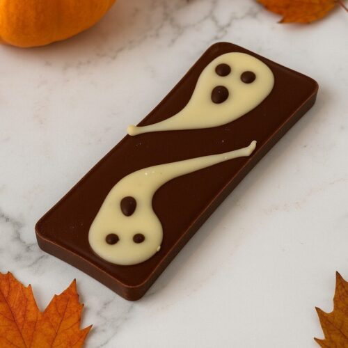Mini tablet of single origin milk chocolate with Halloween ghost decoration made in white chocolate handmade in Yorkshire created by Florian Poirot