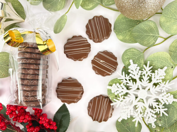 Christmas brown butter and cinnamon biscuits coated in 45% milk chocolate
