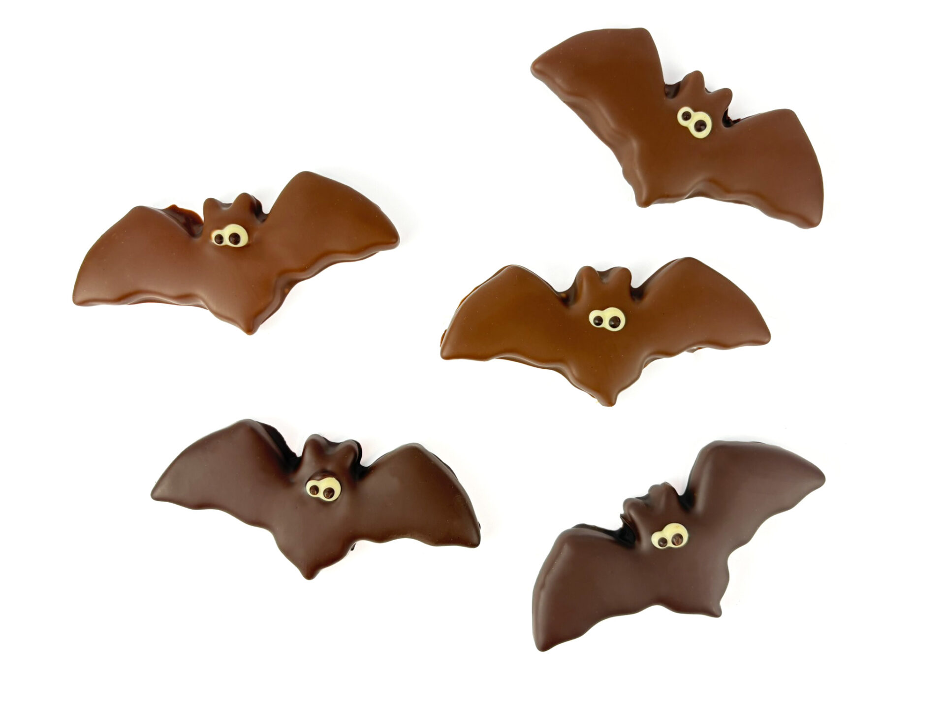 Halloween Spooky Bat Milk or Dark chocolate vanilla sable handmade in Yorkshire created by Florian Poirot